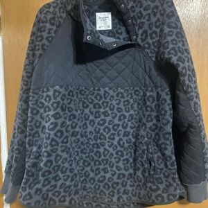 Abercrombie & Fitch Black Quilted Leopard Jacket